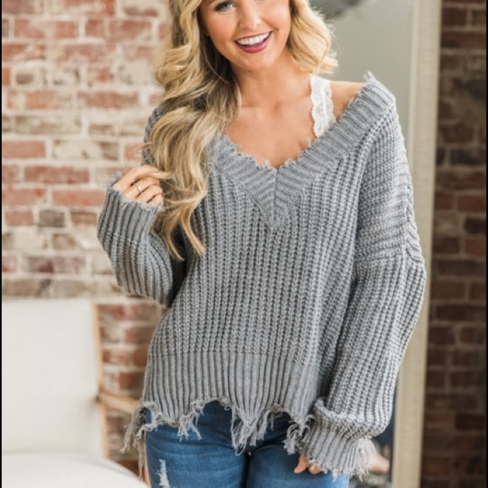 (Sold)NWT Frayed Grey Sweater